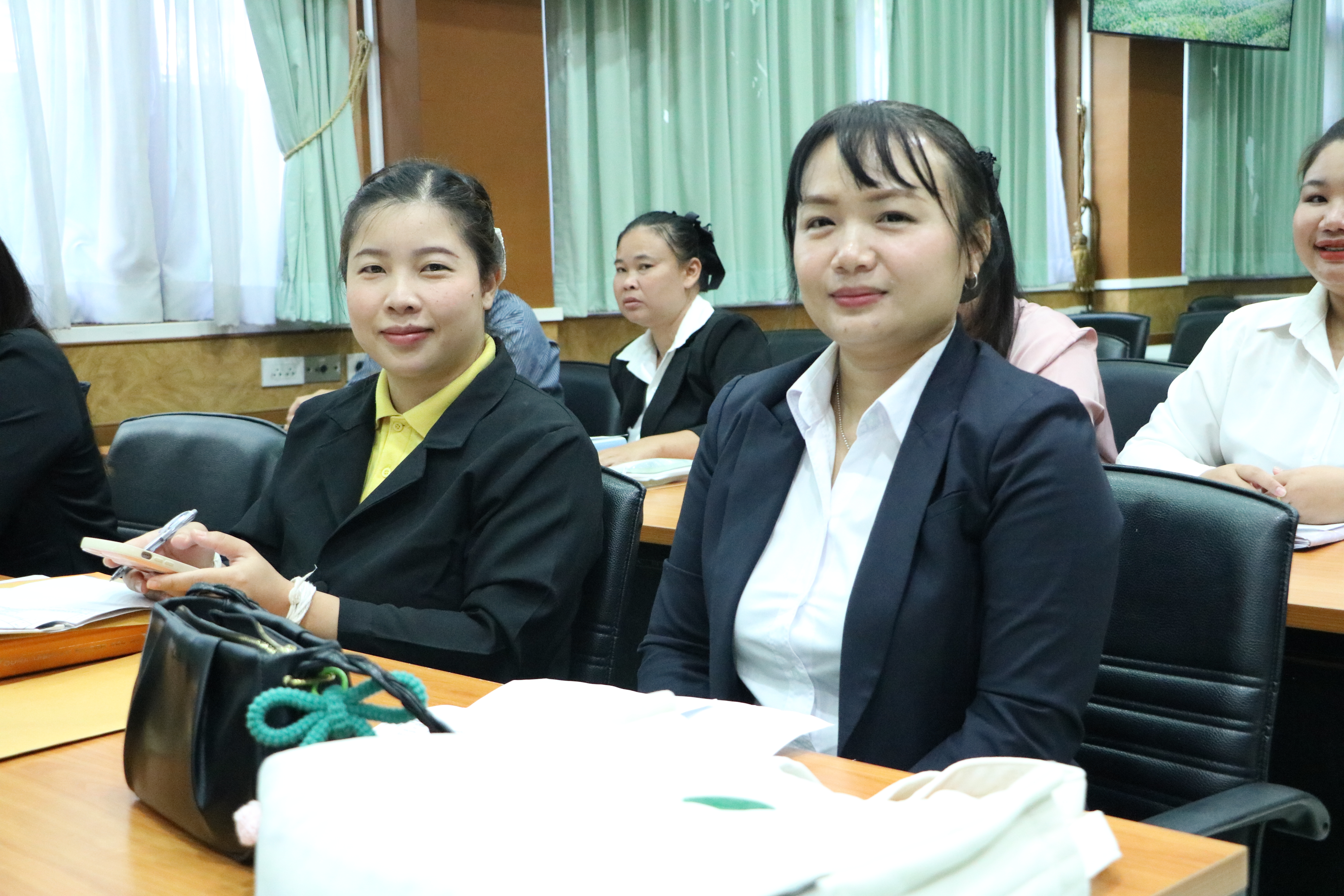 title - ส.ป.ก. รับรายงานตัวเพื่อบรรจุและแต่งตั้งเป็นข้าราชการพลเรือนสามัญ